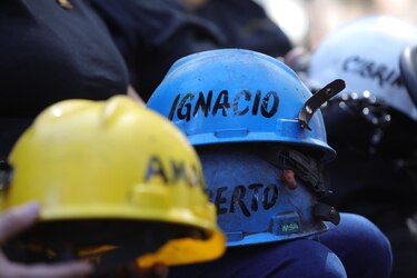 México halla los primeros cuerpos tras el colapso en 2006 de la mina Pasta de Conchos