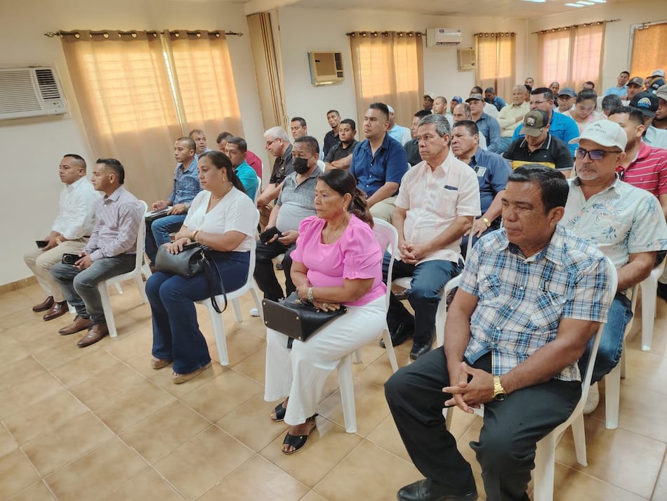 Reforma a la CSS divide al partido RM; los representantes avalan la propuesta legislativa