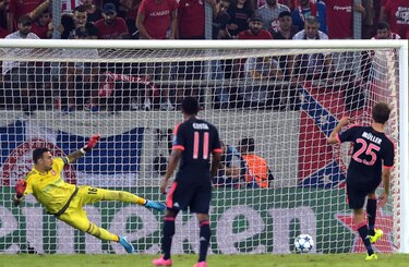 Chelsea, Bayern y Leverkusen ganan por goleada