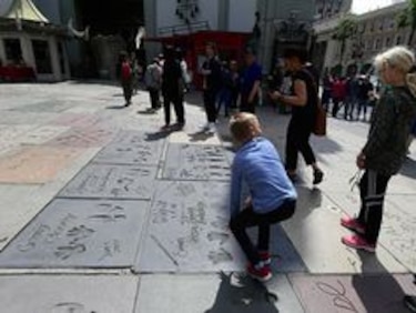 El Teatro Chino de Hollywood, el cine más famoso del mundo, cumple 90 años