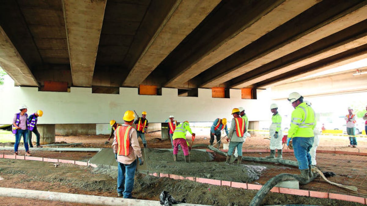 La segunda línea del Metro y la planta de generación de energía a base de gas serán dos proyectos que impulsarán las plazas de trabajo en el sector de construcción.