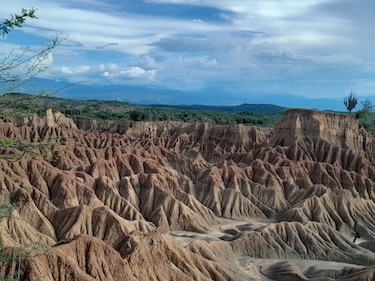 Macizo Colombiano: Un viaje entre paisajes imponentes, historia ancestral y cielos estrellados