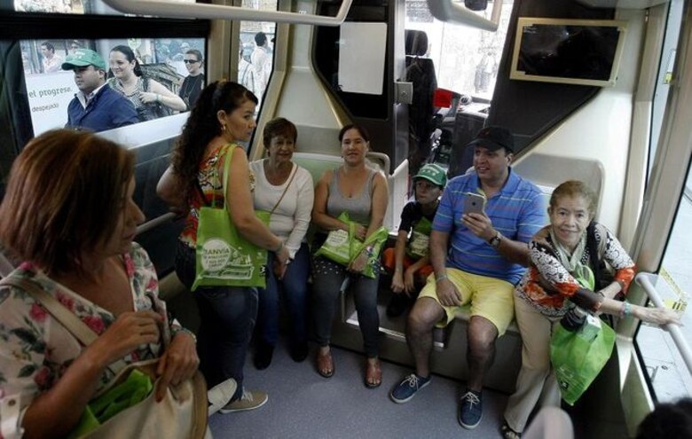 Medellín inaugura el tranvía más moderno de América Latina