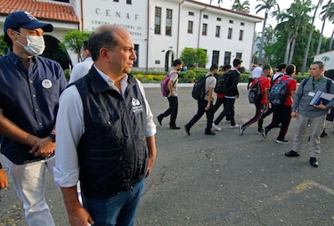 Liberan a 18 personas retenidas por disidencias FARC en Pacífico colombiano