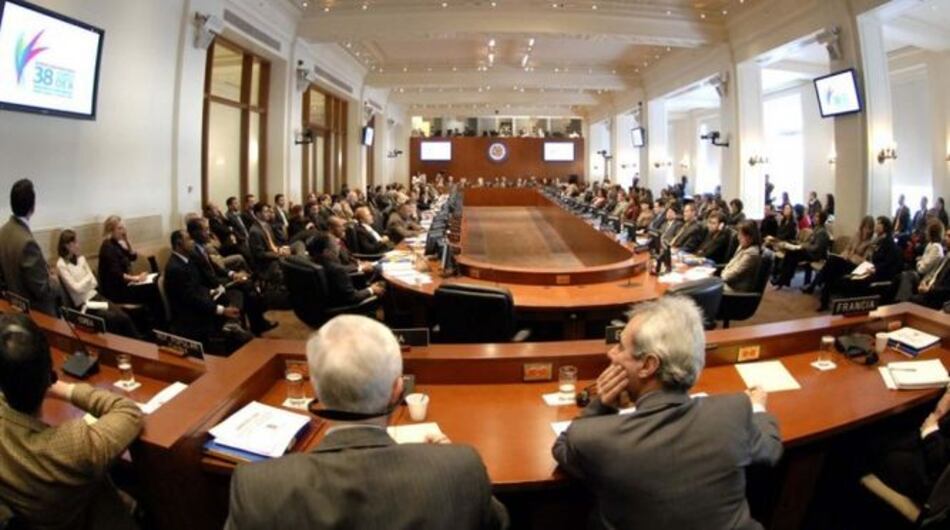 OEA analiza dos propuestas sobre la situación de Venezuela