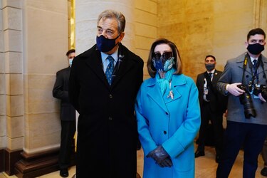 El agresor del marido de Pelosi gritó ‘¿Dónde está Nancy?’ durante el asalto