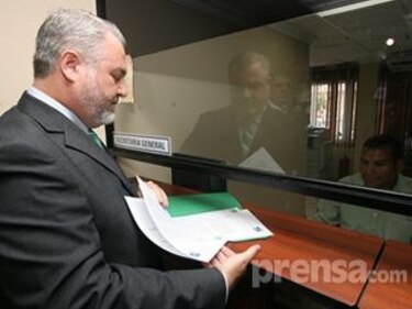 Henríquez pide crear una comisión que investigue crisis del agua