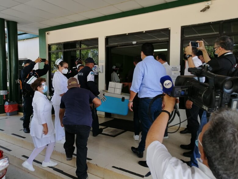 Se inicia el traslado de vacunas contra la Covid-19 a varias provincias