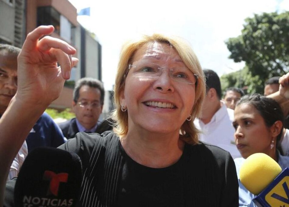 Fiscal Luisa Ortega Díaz desconoce decisión judicial que la removió del cargo