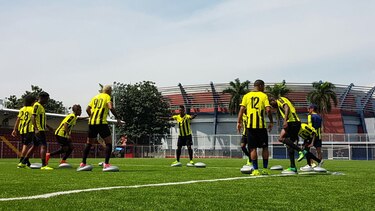 Árabe Unido busca dar el primer golpe