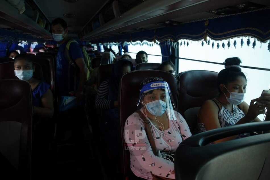 Migrantes nicaragüenses que partieron desde Panamá no pueden ingresar a su país