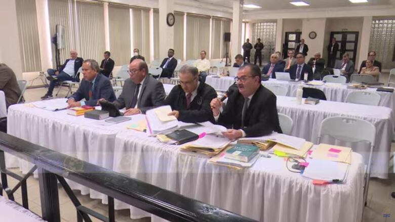 Testigos develan nexos de Martinelli con New Business