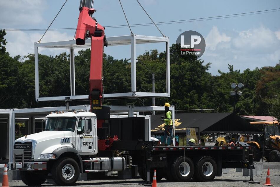 Emiten resolución para permitir actividad en las empresas que laboran en el hospital modular y puente de las Américas