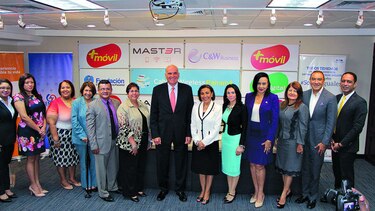 Fundación CWP y Senadis suscriben convenio