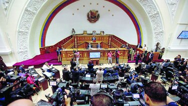 Asamblea presiona por nuevas elecciones