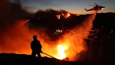 Detienen por una imagen en ChatGPT al principal sospechoso del devastador incendio de Palisades en Los Ángeles que mató a 12 personas y destruyó 6,000 casas
