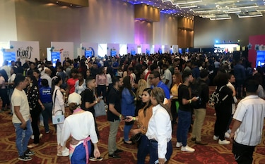 Más de 15 mil personas acudieron a feria de empleo organizada por Mayer Mizrachi; alcalde asegura que realizará otra en septiembre