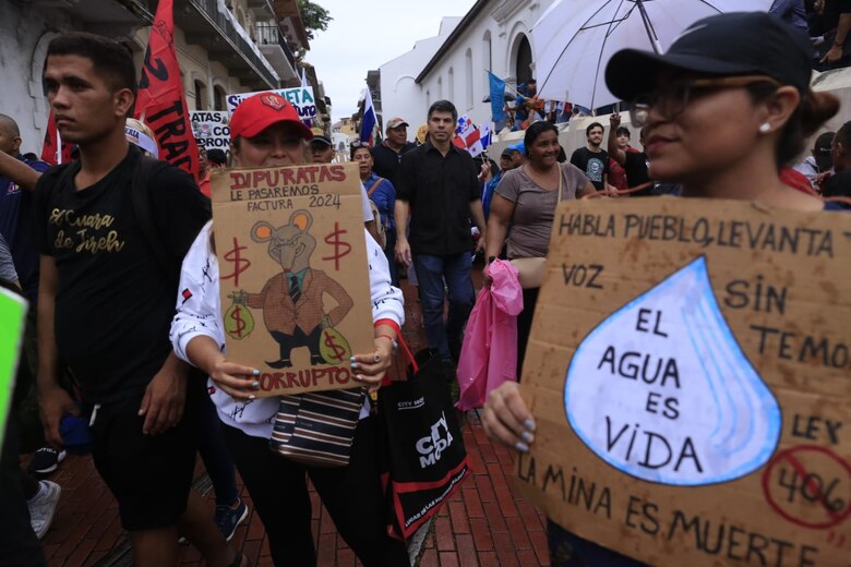 Crisis sigue viva; el clamor contra el contrato minero llega a finca de Cortizo y a la Presidencia de la República