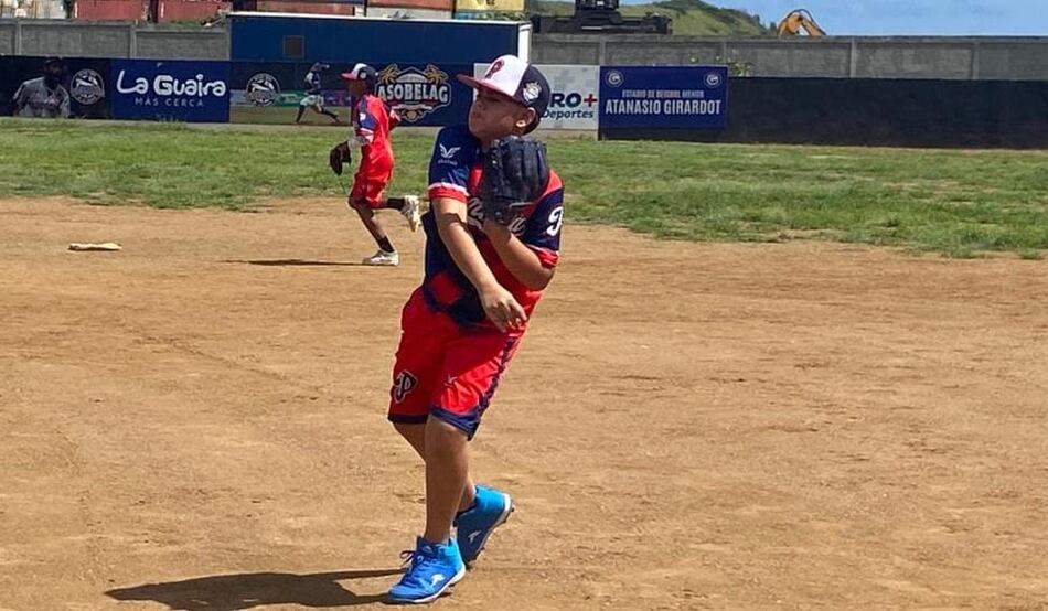 Panamá afina jugadas defensivas para la Serie del Caribe Kids 2025