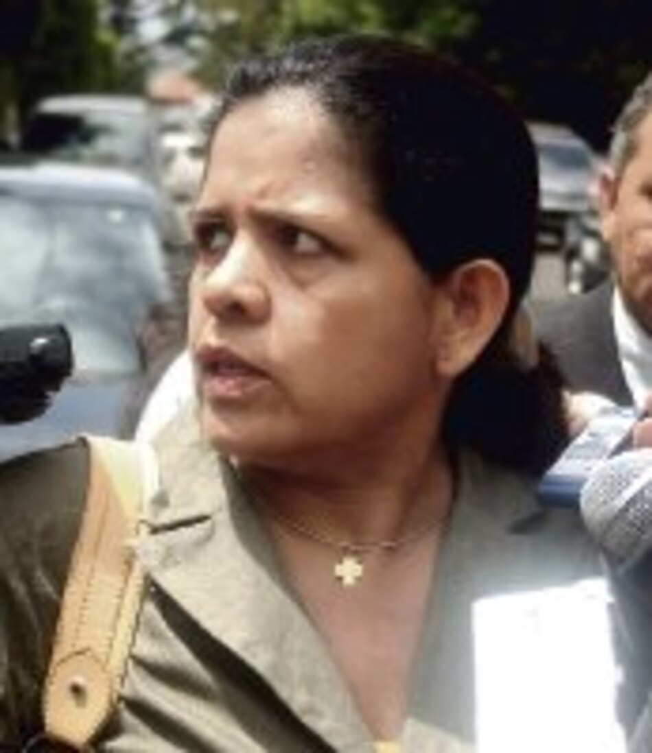 Acumulan procesos contra fiscal de Jones