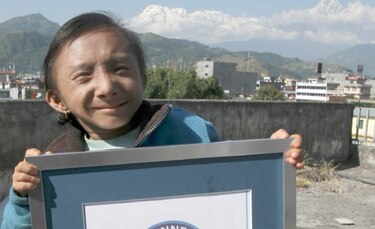 Muere el hombre más pequeño del mundo en Nepal  a los 27 años  