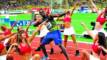 Bolt gana y mejora su tiempo