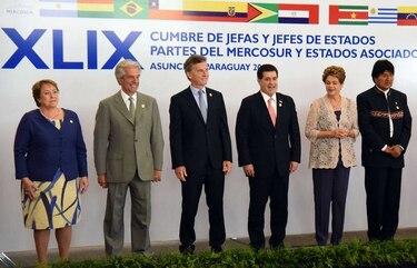 Cumbre Mercosur: Presidentes acuerdan impulsar al bloque