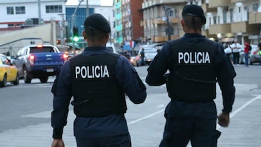 Capturan en aeropuerto de Tocumen a sospechoso de asalto en restaurante en San Francisco