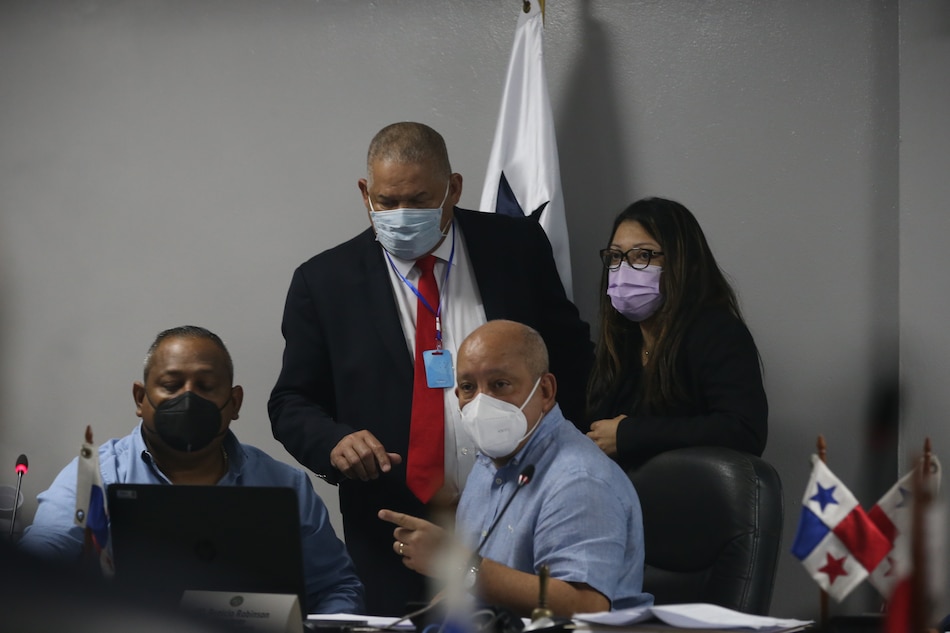 La Asamblea Nacional contrató 1,417 eventuales más