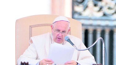 Papa considera que en algunos casos la separación es 'necesaria'