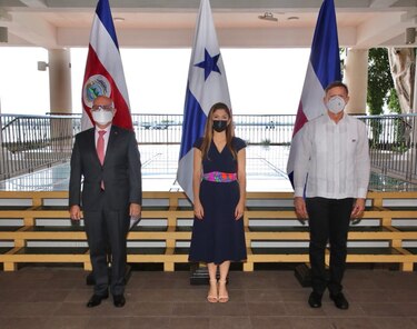 Cancilleres de Panamá, Costa Rica y República Dominicana se reúnen previo a cumbre tripartita