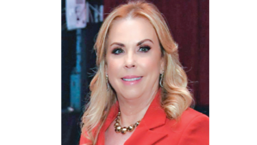 Elisa Suárez: salud debe ir a la par del tema económico y social