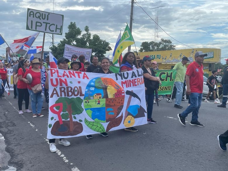 Amplio rechazo a contrato minero, ciudadanos se unen en defensa del medio ambiente