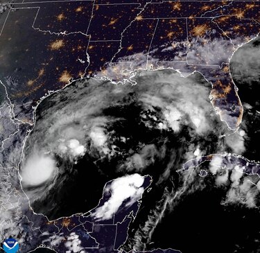 Declaran estado de emergencia en condados de Florida ante llegada de la onda tropical Milton