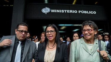 Presidente del Parlamento venezolano es denunciado por traición