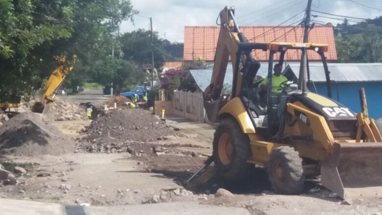 Residentes de Boquete piden suspender colocación de sistema de alcantarillado