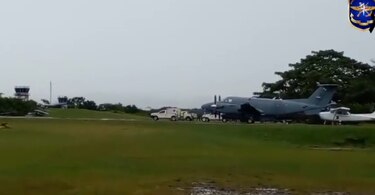 Equipo de búsqueda traslada a tripulación de helicóptero accidentado en Coclesito