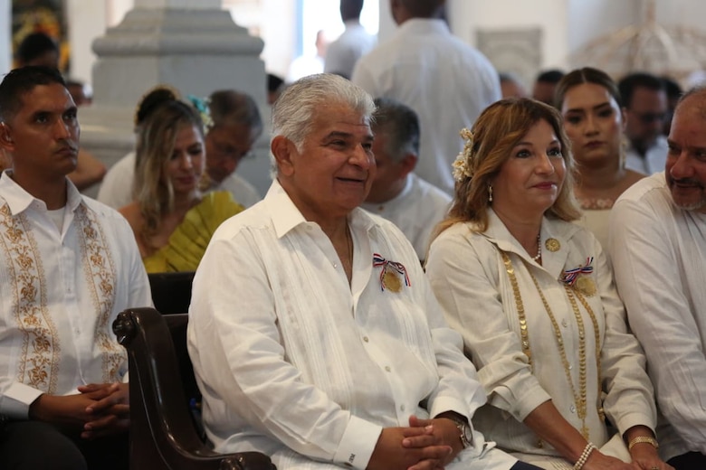 Mulino lleva el poder a La Villa: gabinete completo, asesores y silencios en una fecha cargada de símbolos