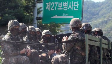 Corea del Sur simula ataque contra instalación nuclear de Corea del Norte