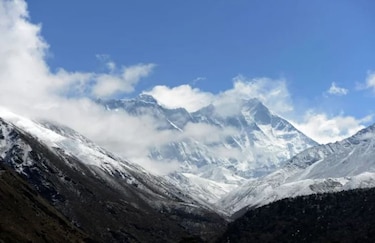 Dos alpinistas extranjeros mueren en el Everest