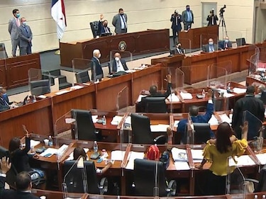 Héctor Alexander: se requiere de más deuda para presupuesto 