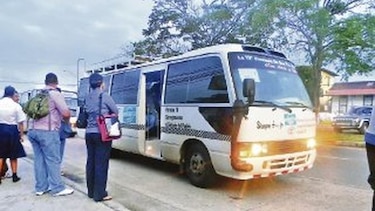 Transporte gratis brinda diputado chorrerano