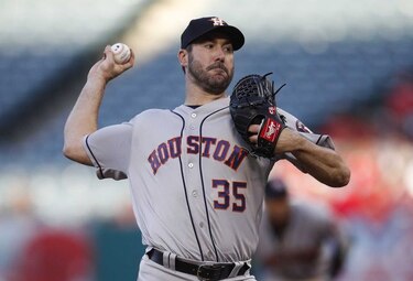 Verlander brilla en la loma y llega a 2 mil 500 ponches