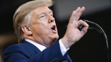Trump quiere que el denunciante del caso ucraniano testifique