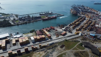 Panamá pierde ingresos portuarios en medio de turbulenta relación con Panama Ports Company