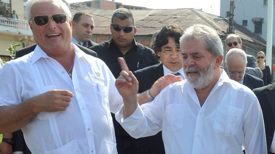 Escándalos elevan riesgos para Brasil y Odebrecht