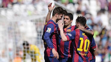 Luis Suárez, con tres, y Messi, con dos, lideran goleada del Barsa