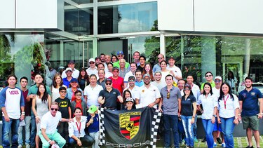 Los fanáticos de Porsche celebran en grande