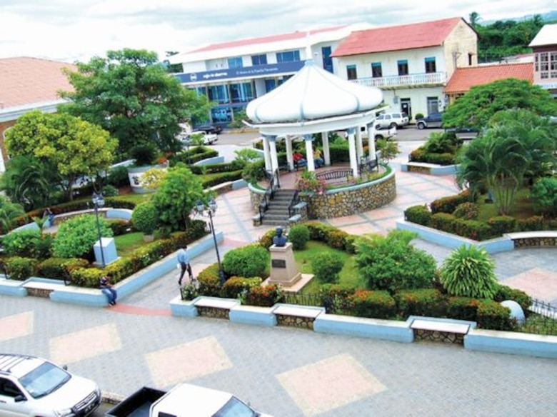 Cuentos del interior del país y su gente