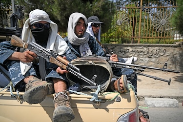 Explosión en Kabul provocada por lanzamiento de cohete